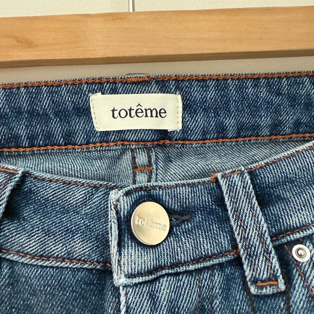NEW - Toteme straight leg jeans, size 26